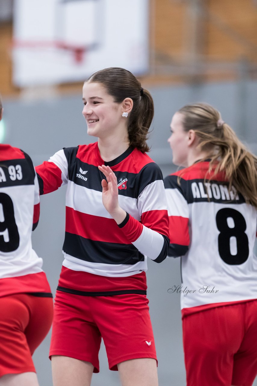 Bild 709 - B2 Loewinnen Cup